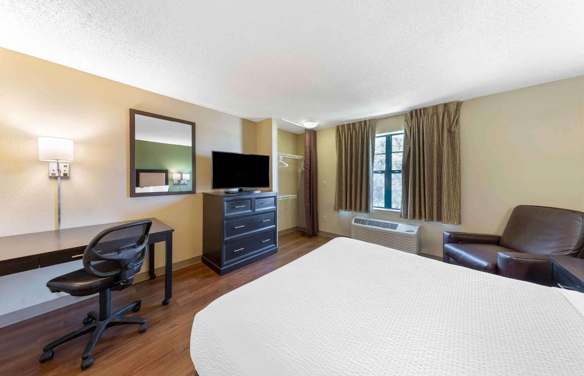 Extended Stay America Select Suites - Des Moines - West Des Moines Clive Екстериор снимка
