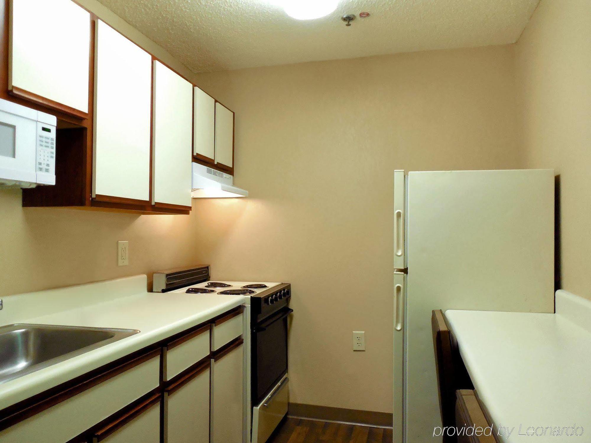 Extended Stay America Select Suites - Des Moines - West Des Moines Clive Екстериор снимка